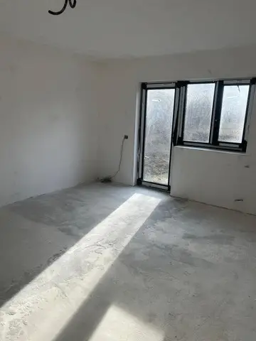 Vila in Bucium Barnova cu 850 m² teren la asfalt.