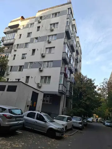 apartament la 2 statii de metrou Eroii Revolutiei