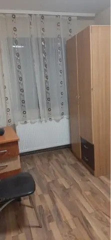 Proprietar Vand apartament