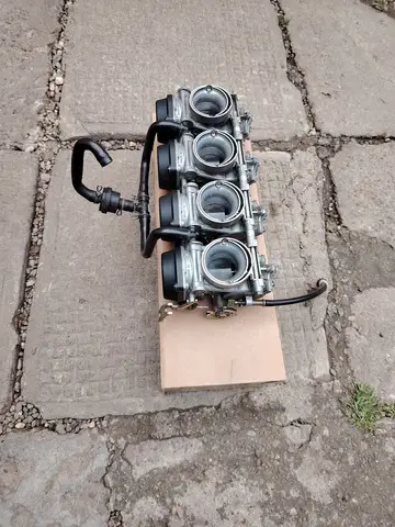 CARBURATOARE suzuki gsxr srad