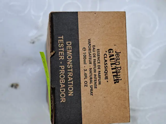 Jean Paul Gaultier Classique EDT 100 ml Tester Parfum