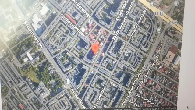 Ap 3 cam decom mobilat utilat metrou Aparatorii parcare