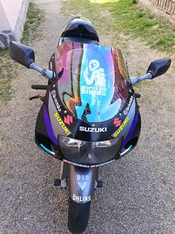 SUZUKI GSXR 600 ! stare FOARTE BUNA