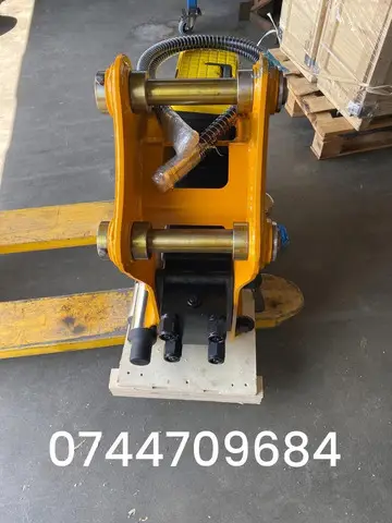 Picon hidraulic buldoexcavatoare  oportunitate