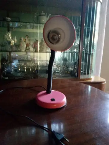 Veioza de masa sau birou