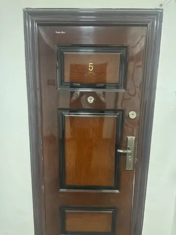 Usa apartament DE VANZARE