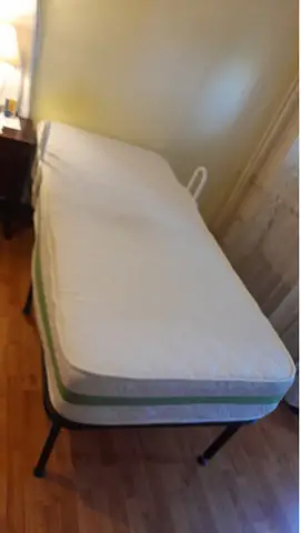 Pat metalic somiera  saltea si brate laterale