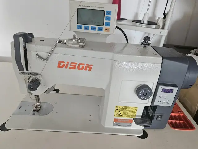 Vand masina de cusut Dyson DS-20UA4- zig zag