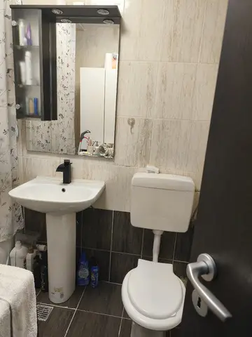 Apartament 2 camere 70 mp2