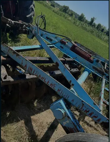 Vand utilaje agricole !!