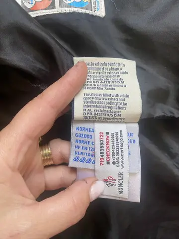 Geanta moncler groasa