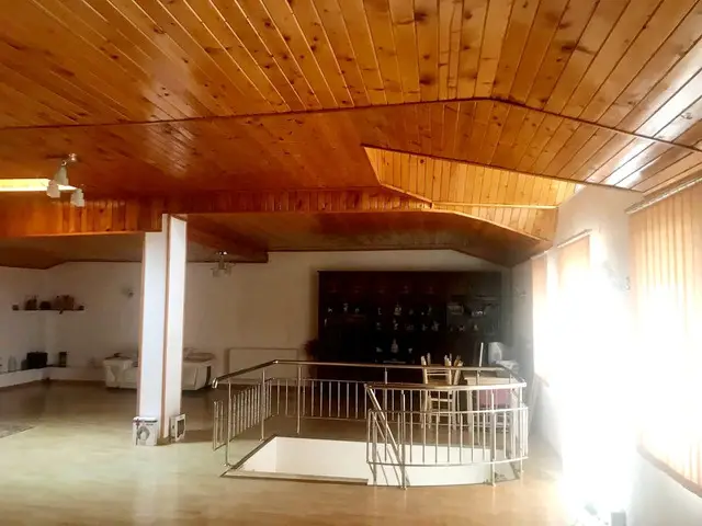Vand vila p+1+M zona Fundeni Bucuresti