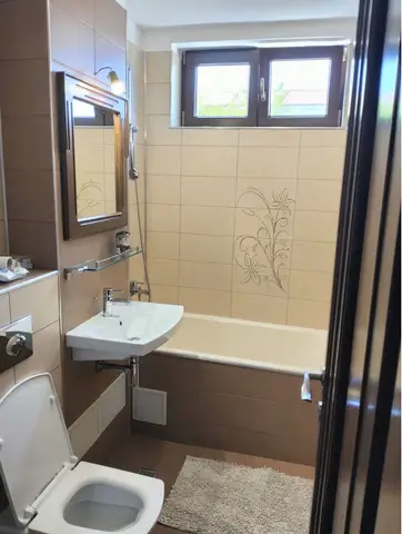 Inchiriez apartament 2 camere