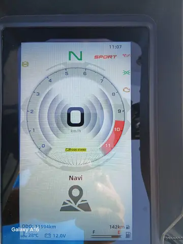 Vand sau schimb cu auto