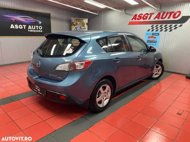 Vand Mazda 3