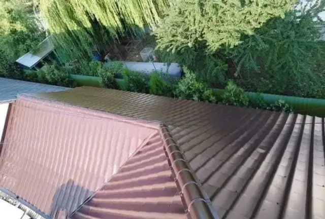 Executam acoperisuri