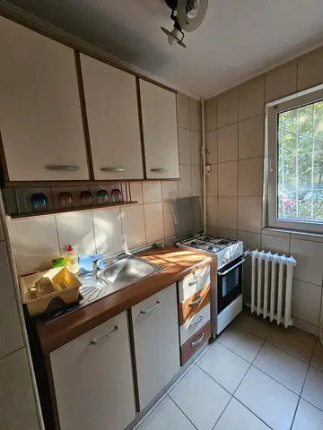 Inchiriez garsoniera, Drumul Taberei – Favorit