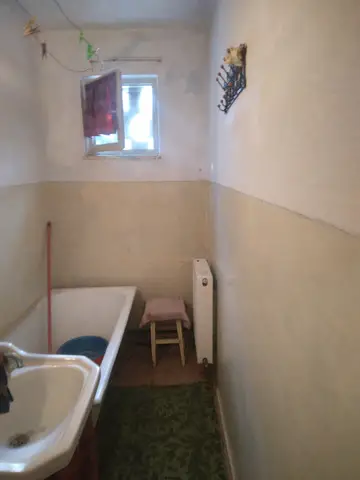 Vand apartament floresti ph