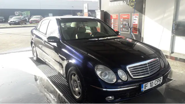 VAND MERCEDES W211