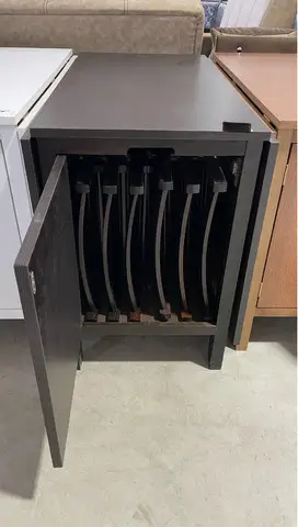 Set masa extensibila + scaune pliante lemn