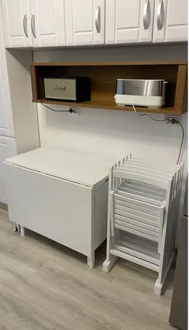 Set masa extensibila + scaune pliante lemn