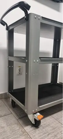 Carucior scule, echipat cu 3 polite 4, sarcina 200 kg