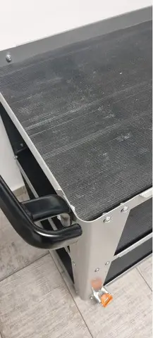 Carucior scule, echipat cu 3 polite 4, sarcina 200 kg