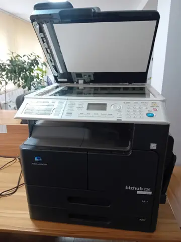 Imprimanta multifunctionala Konica Minolta bizhub 226
