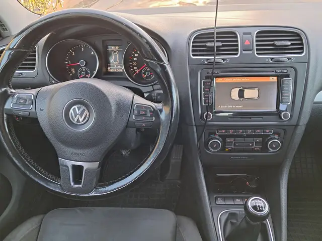 Golf 6 2.0  140cai
