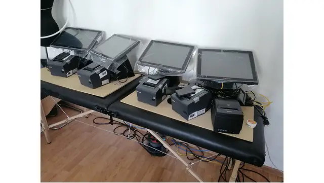 Vand POS PC All-in-One COLORMETRIX P1000