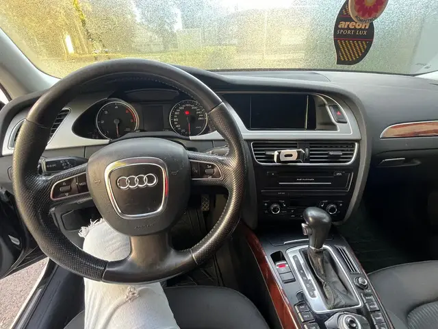 Vand Audi a4 b8 2010 in stare foarte buna