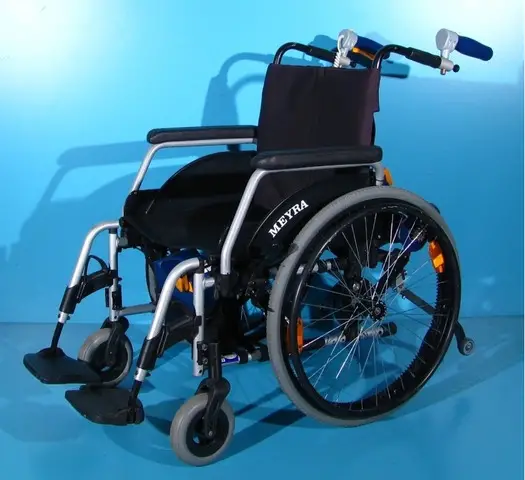 Carucior electric pliabil - AAT V-Max   Meyra