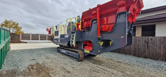 Inchiriez Concasor Mobil 50T