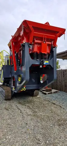 Inchiriez Concasor Mobil 50T