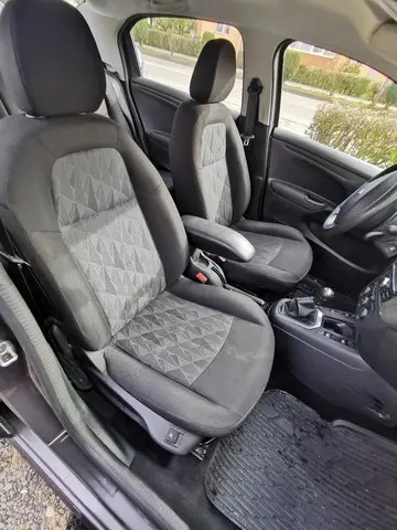 Vand Citroen E-Elysee 2019::1.2 Benzina   84500km