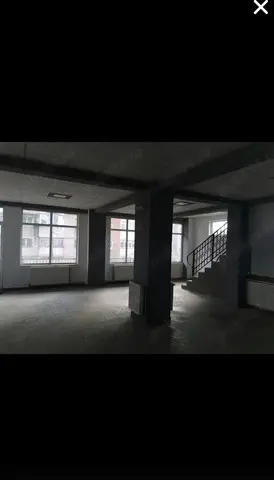 Spatiu comercial