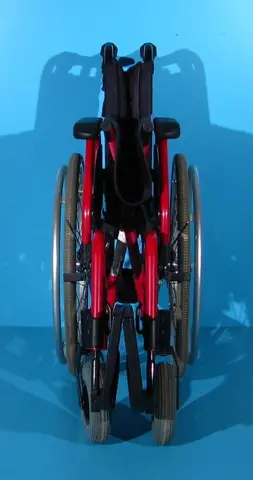 Scaun cu rotile din aluminiu Meyra   latime sezut 46 cm