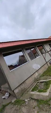 Termopane & Rulouri Exterioare