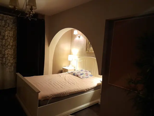 Apartament 2 camere decomandat - cu parcare