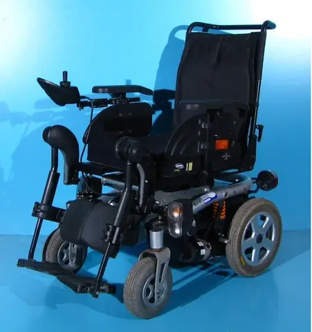 Carucior electric  Invacare Bora