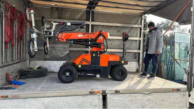 Vanzare robot pentru sticla