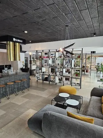 Spatiu comercial de inchiriat,Unirii, 145mp, 5.025euro