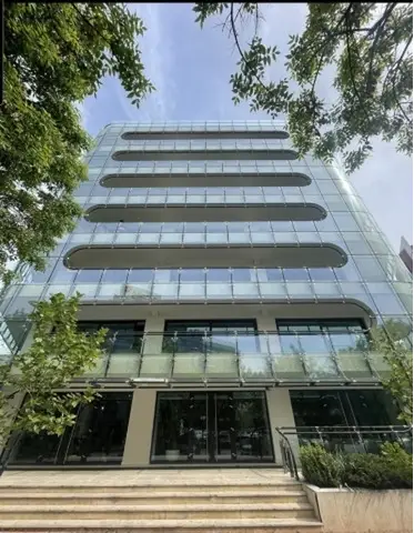 Spatiu comercial de inchiriat,Unirii, 145mp, 5.025euro