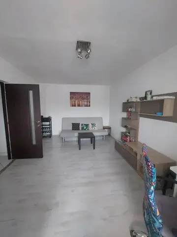 Inchiriere apartament