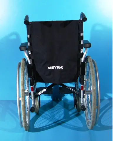 Scaun cu rotile  Meyra - latime sezut 43 cm