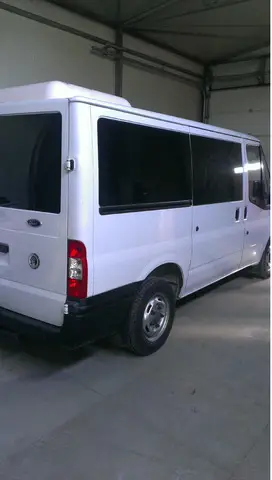 Autoturism 8+1 de vanzare