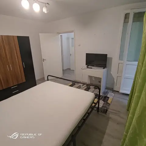 Inchiriem apartament 3 camere