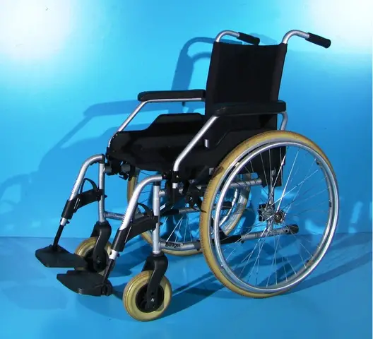 Scaun cu rotile  Meyra - latime sezut 46 cm