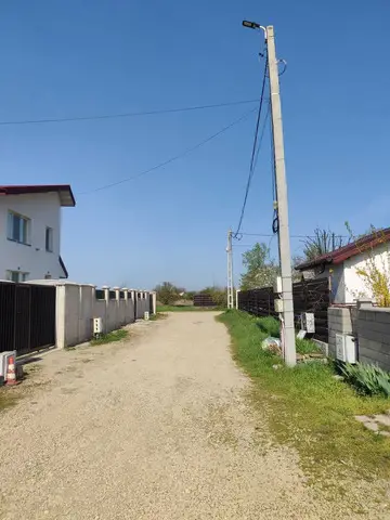 Teren de casa , gaz, curent, in Buftea - Darza