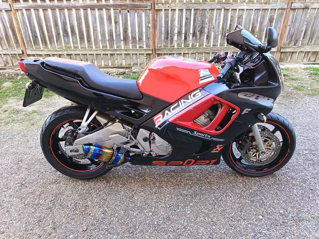 CARENE / honda cbr 600 F
